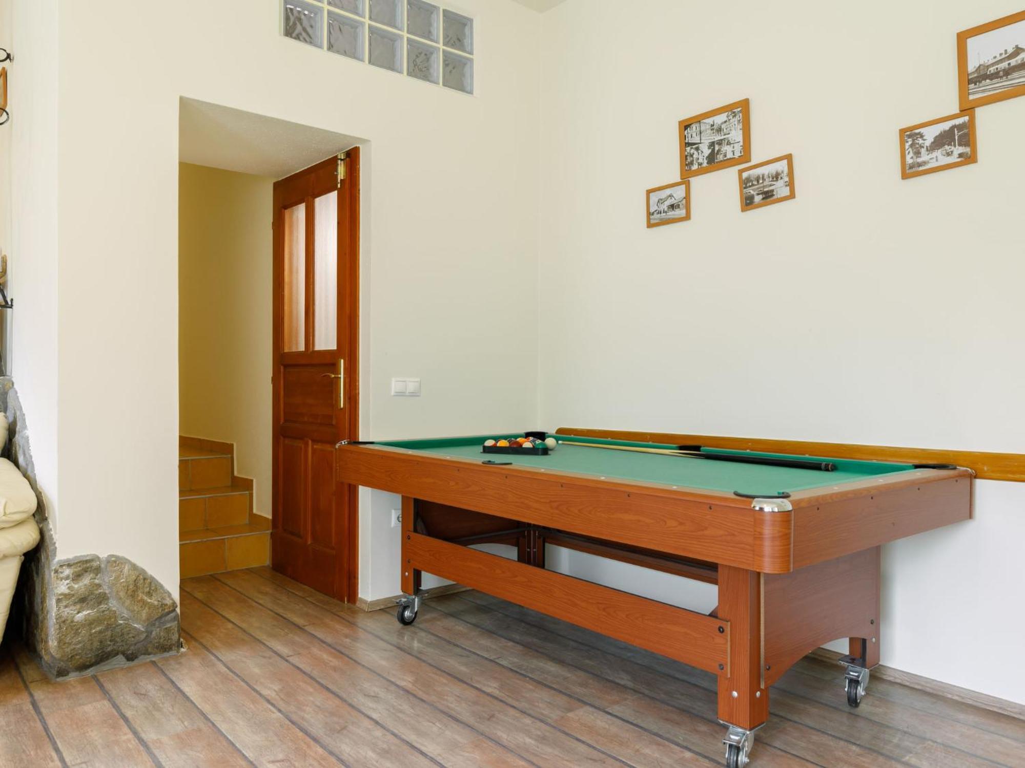 Albizia By Interhome